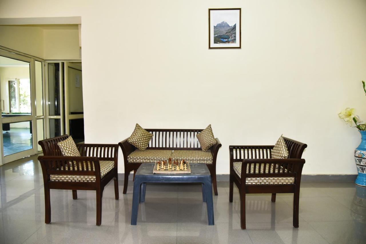 Indraprastha Resort Dalhousie Esterno foto